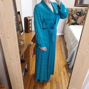 Maxi of California 100% Silk Peacock Blue Robe-M